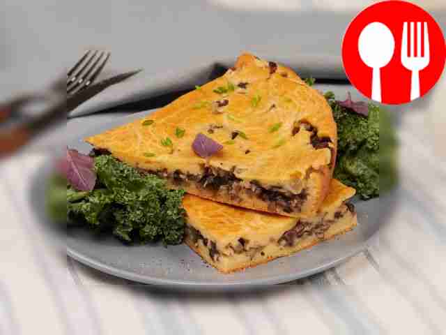 Пирог с шампиньонами в духовке