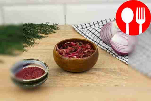 Pickled onions with sumac