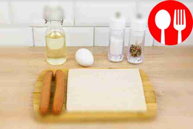 Разморозьте слоёное тесто. Удалите упаковку с...