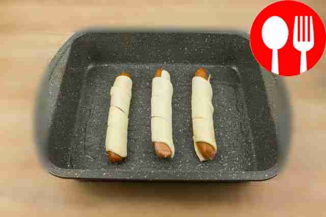 Смажьте противень растительным маслом....