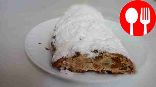 Праздничный штоллен с творогом