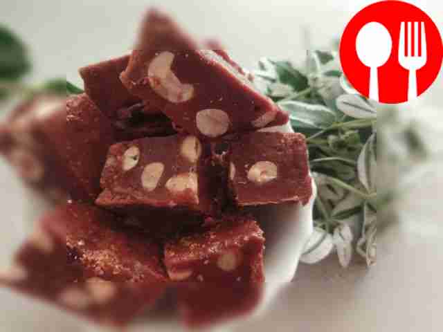 Amber caramel with nuts