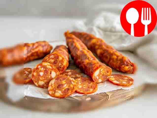 Homemade pepperoni sausages