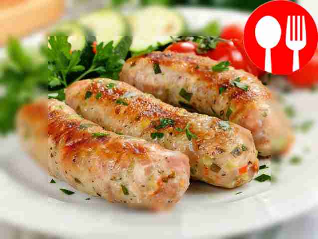 Нежная куриная колбаска с кабачком