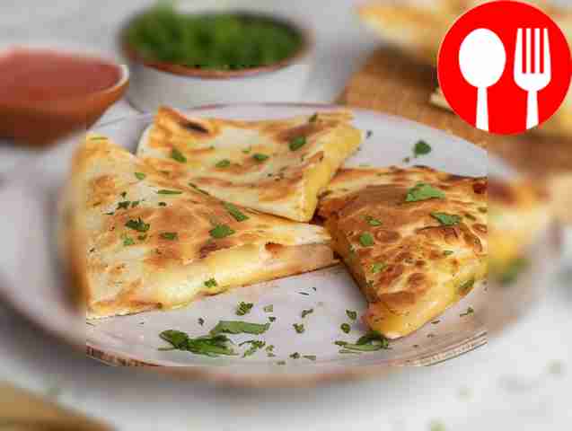 Популярная сырная кесадилья Popular cheese quesadilla