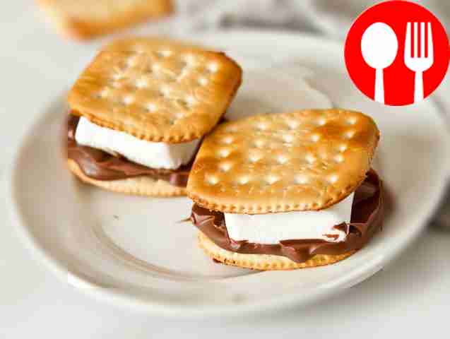 Cookies with marshmallows in the microwave